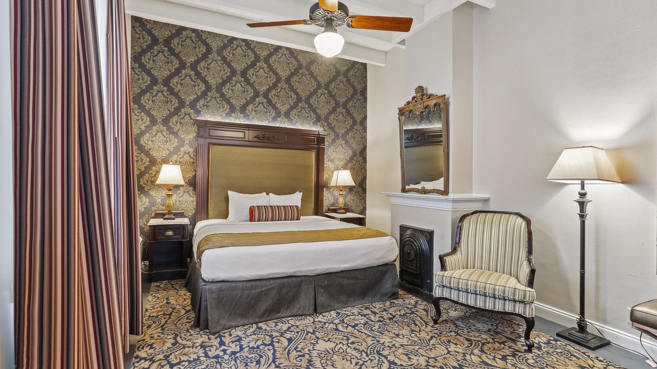 Photo of Bedroom in French Quarter