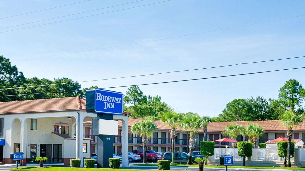 Photo of Buildings in Bay VIew Addition