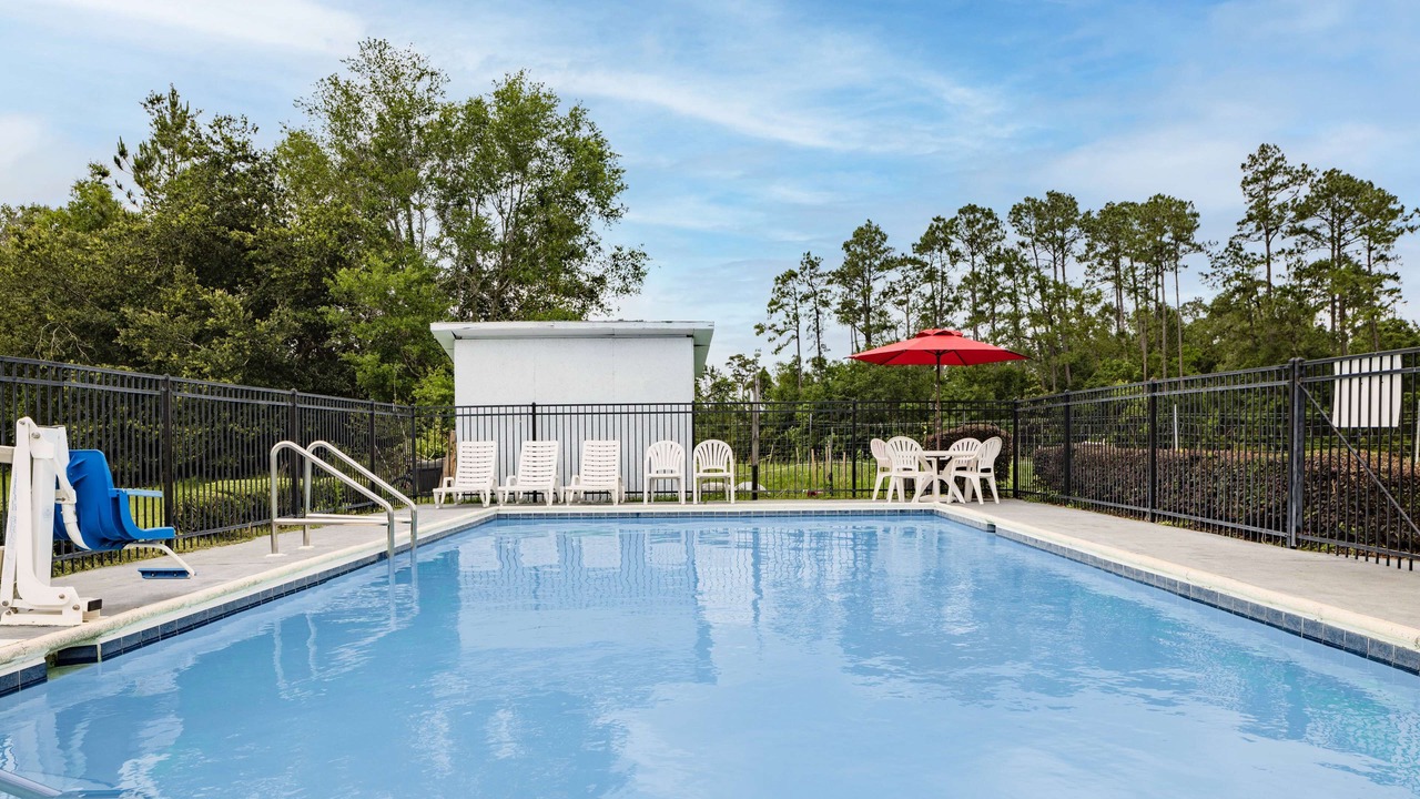 Photo of Outdoor in Northwest Pensacola