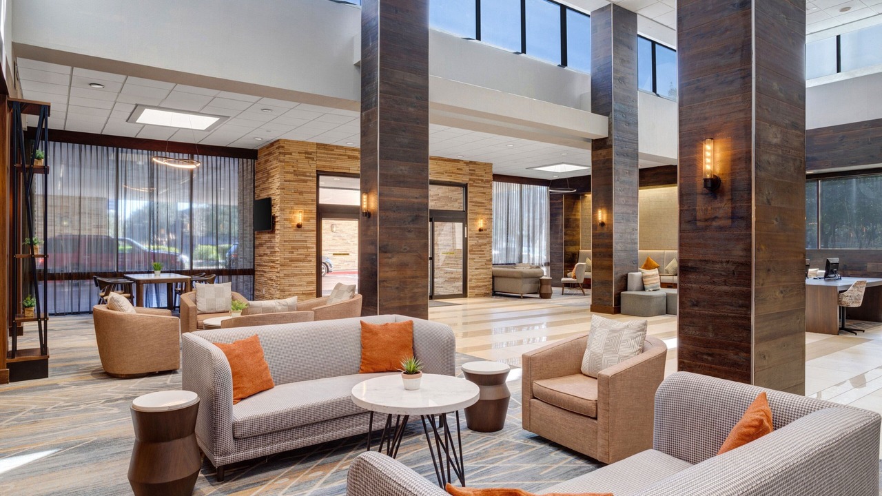 Photo of Livingroom in Greater Greenspoint