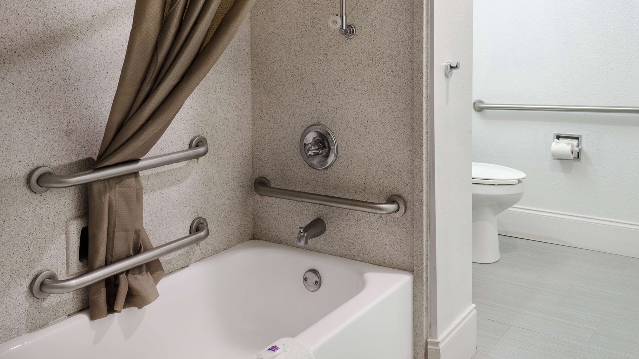 Photo of Bathroom in Tillmans Corner