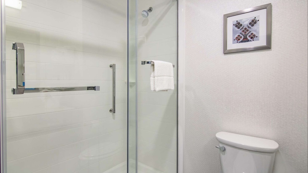 Photo of Bathroom in El Lago