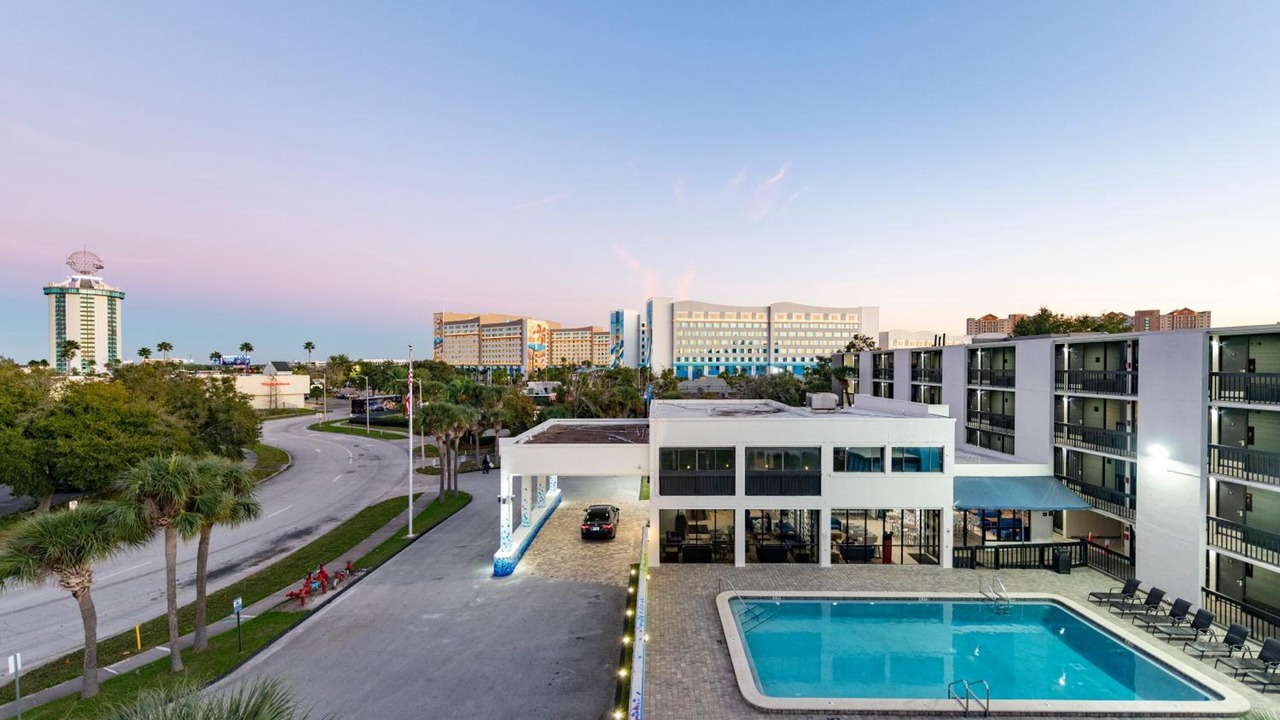 Photo of Outdoor in Florida Center
