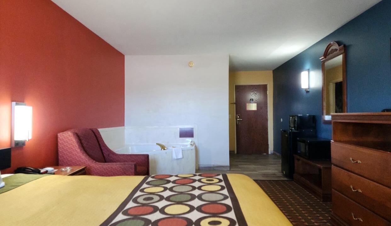 Photo of Bedroom in White Hall