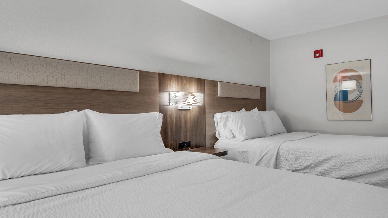 Photo of Bedroom in Crystal Beach