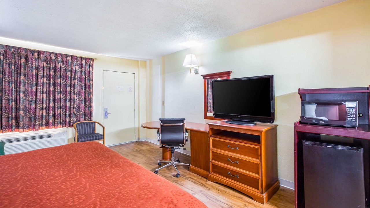 Photo of Bedroom in Bonifay