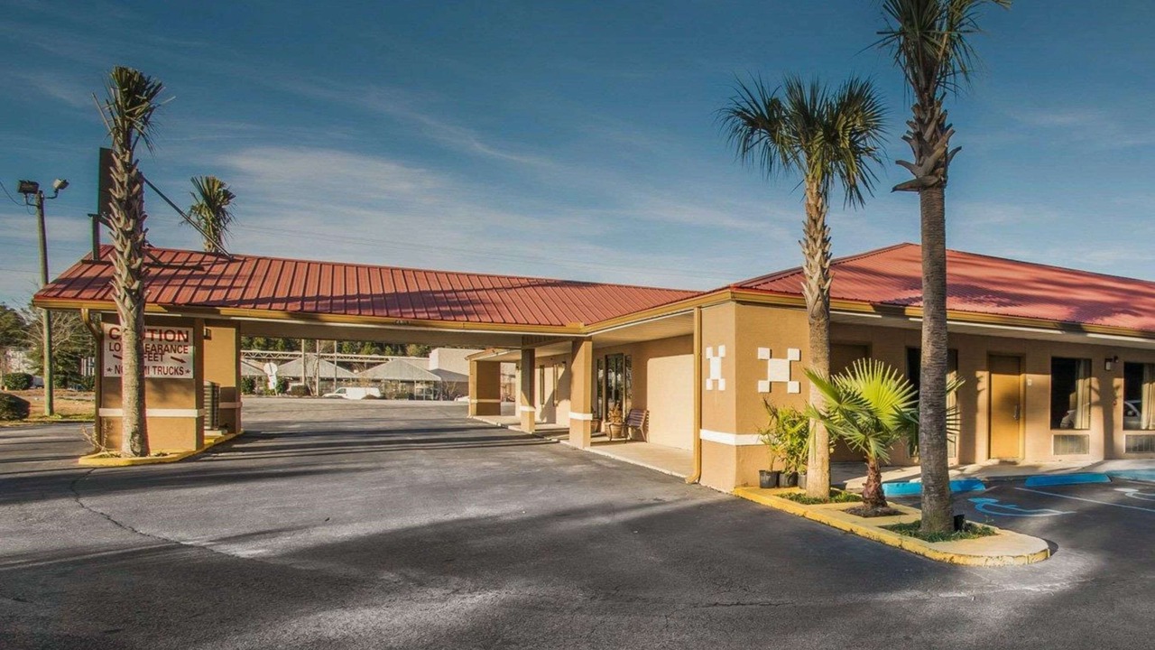 Photo of Outdoor in De Funiak Springs