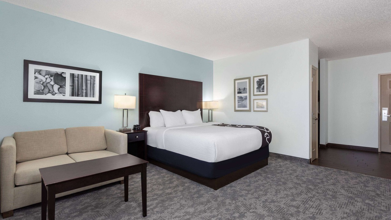 Photo of Bedroom in Bonita Shores