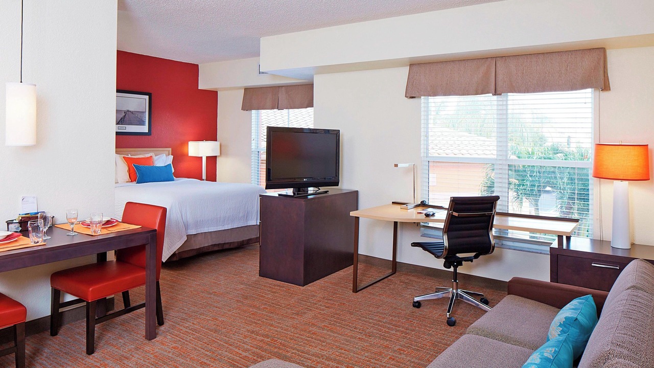Photo of Bedroom in Park Shore