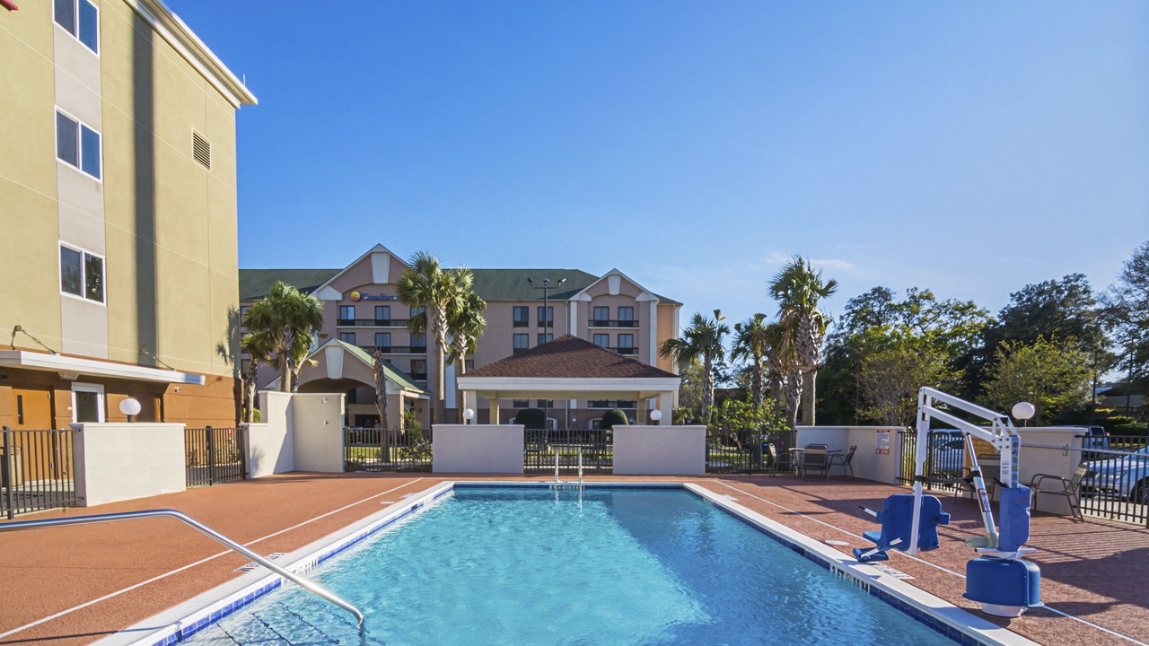 Photo of Outdoor in Northeast Pensacola