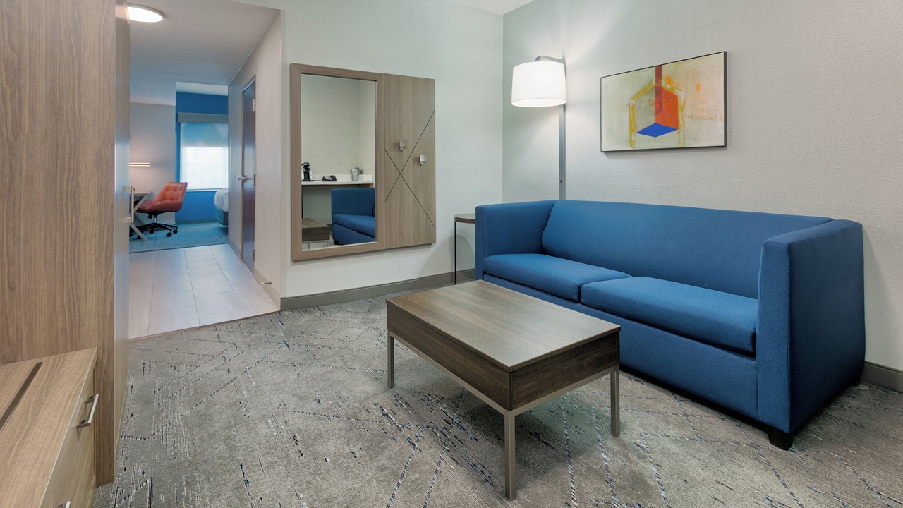 Photo of Bedroom in Park Central