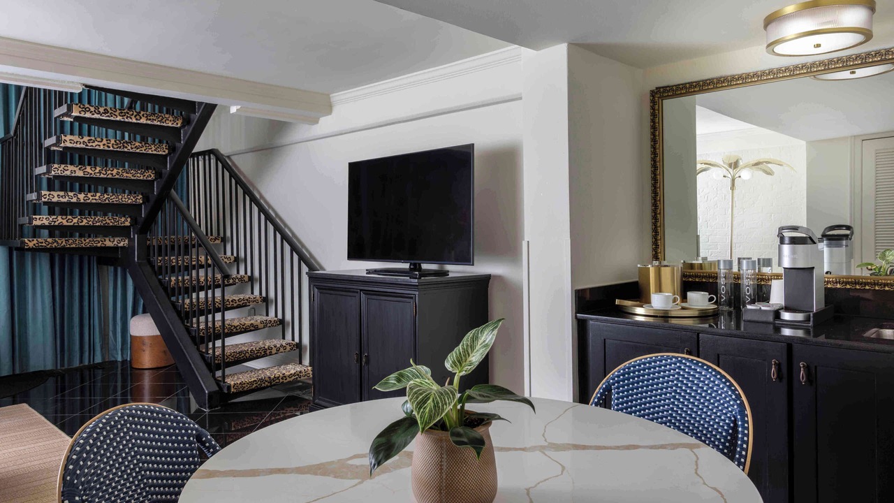 Photo of Livingroom in French Quarter
