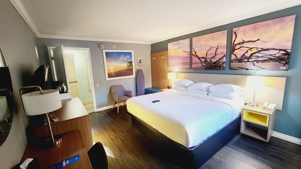 Photo of Bedroom in Downtown
