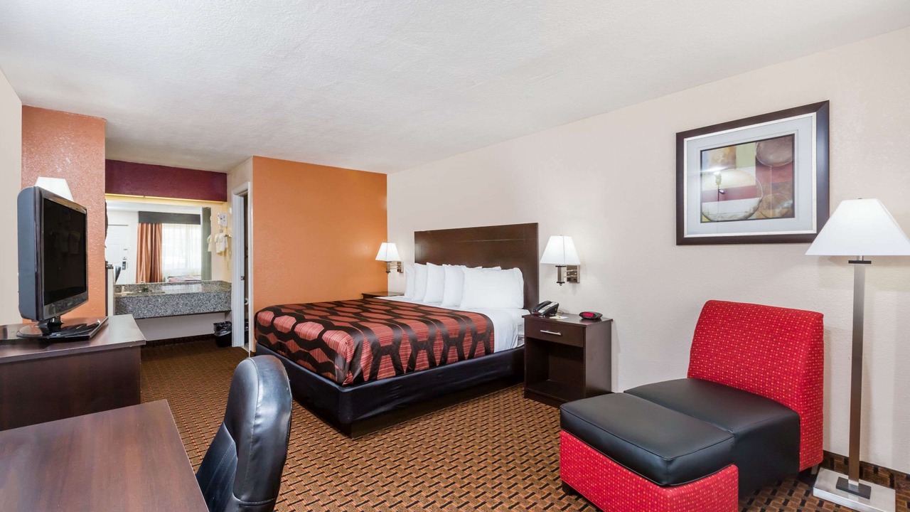 Photo of Bedroom in Pearl