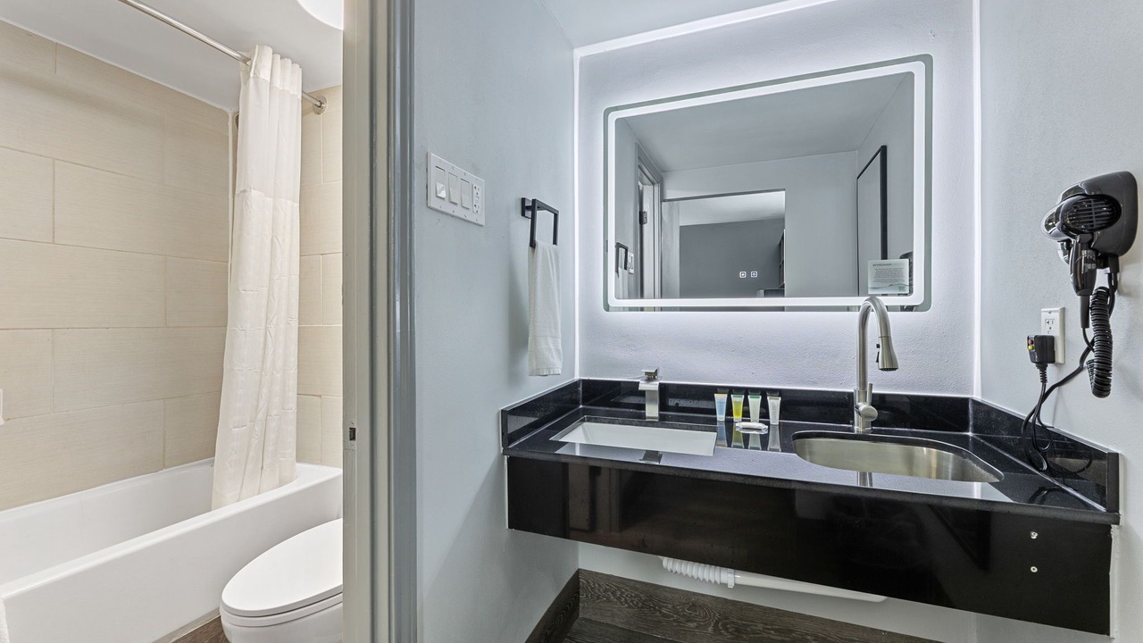 Photo of Bathroom in Texas City