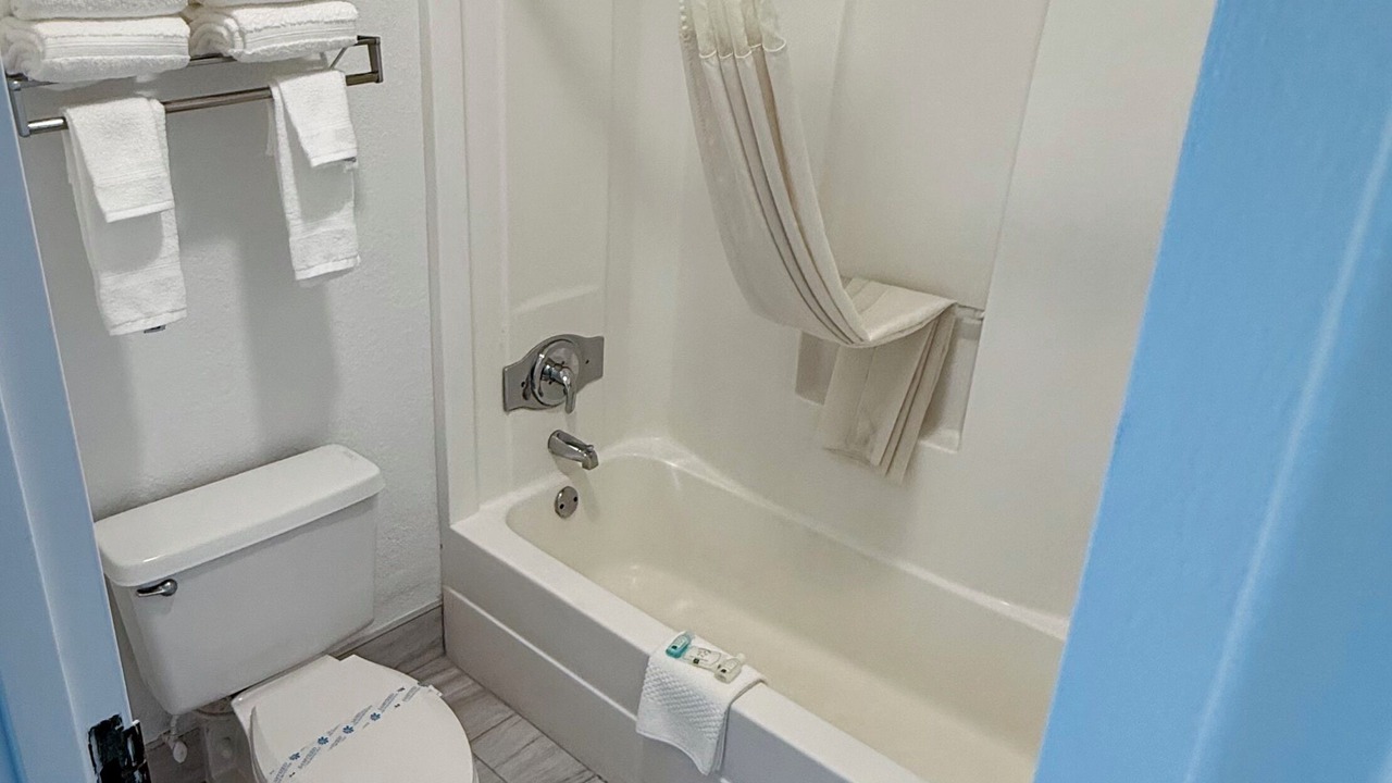 Photo of Bathroom in Niceville