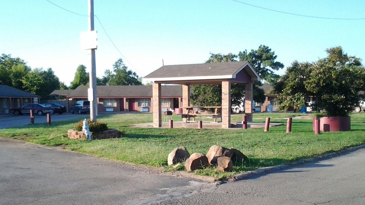 Photo of Outdoor in Hugo