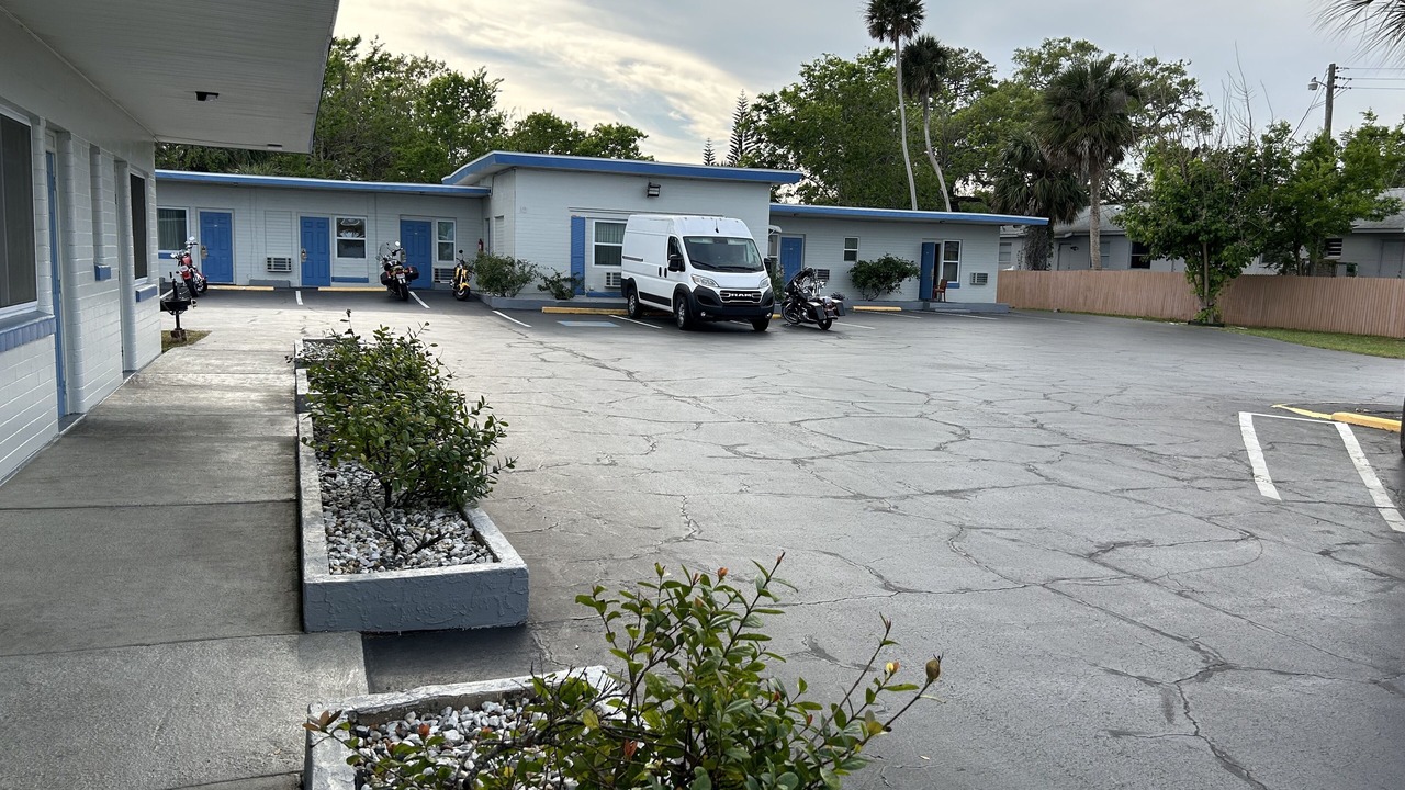 Photo of Outdoor in Bethune Grant
