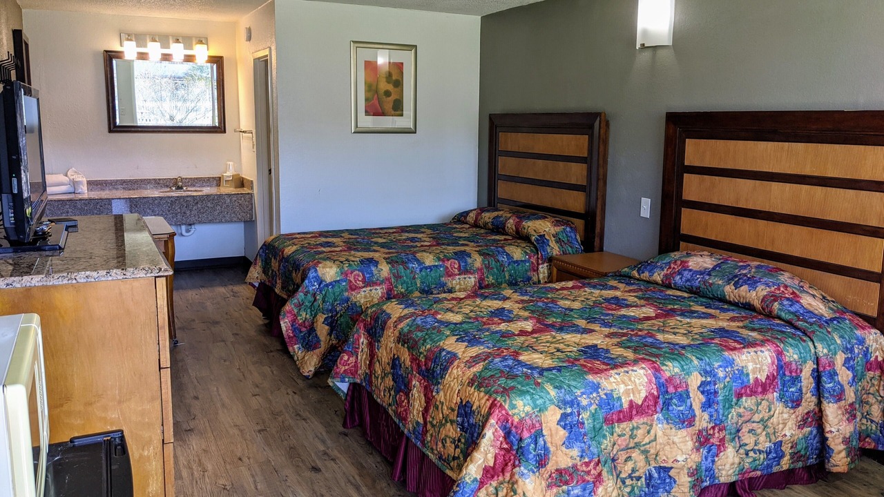Photo of Bedroom in Pine Forest