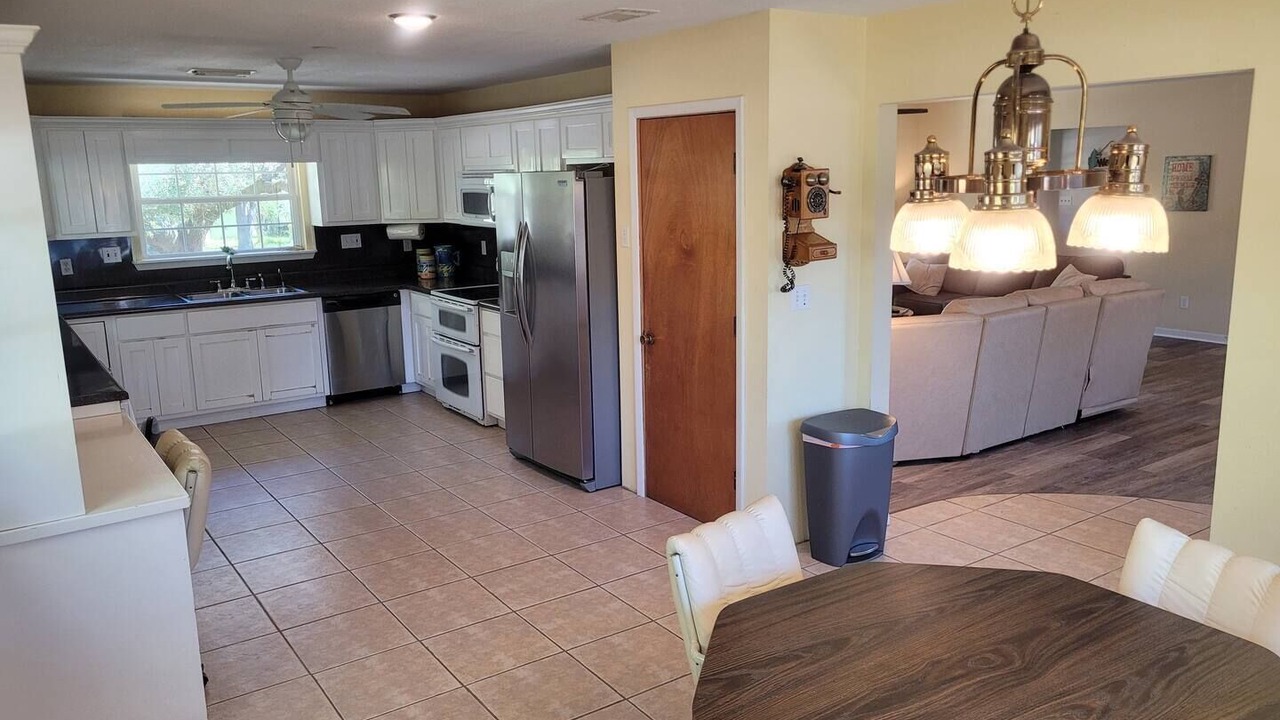 Photo of Kitchen in Lillian