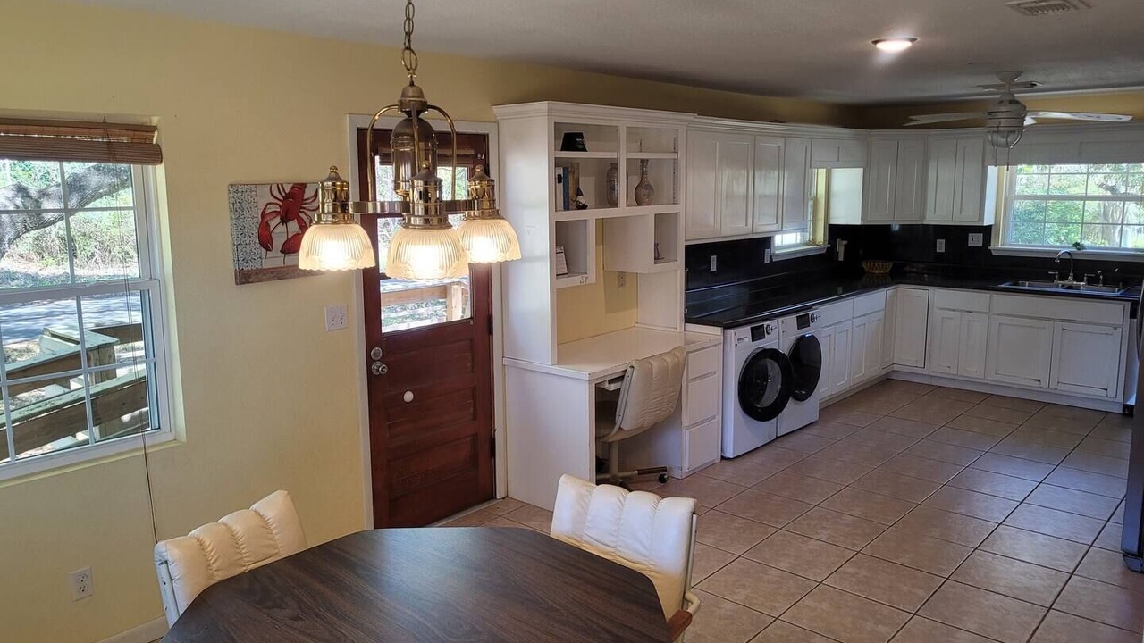 Photo of Kitchen in Lillian