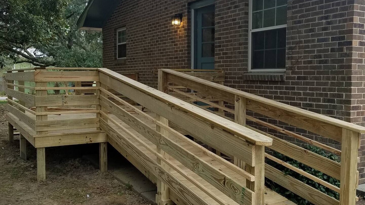 Photo of Outdoor in Lillian