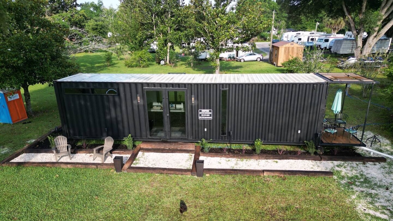 Photo of Outdoor in Lillian