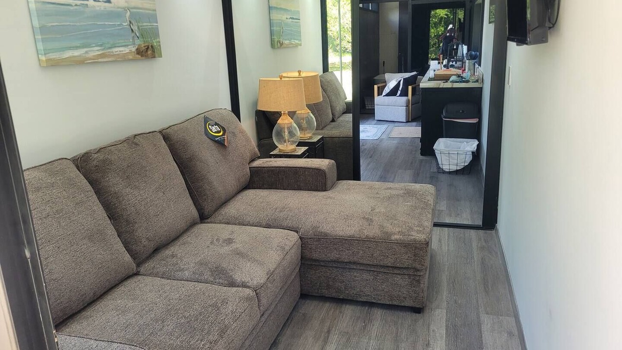 Photo of Livingroom in Lillian