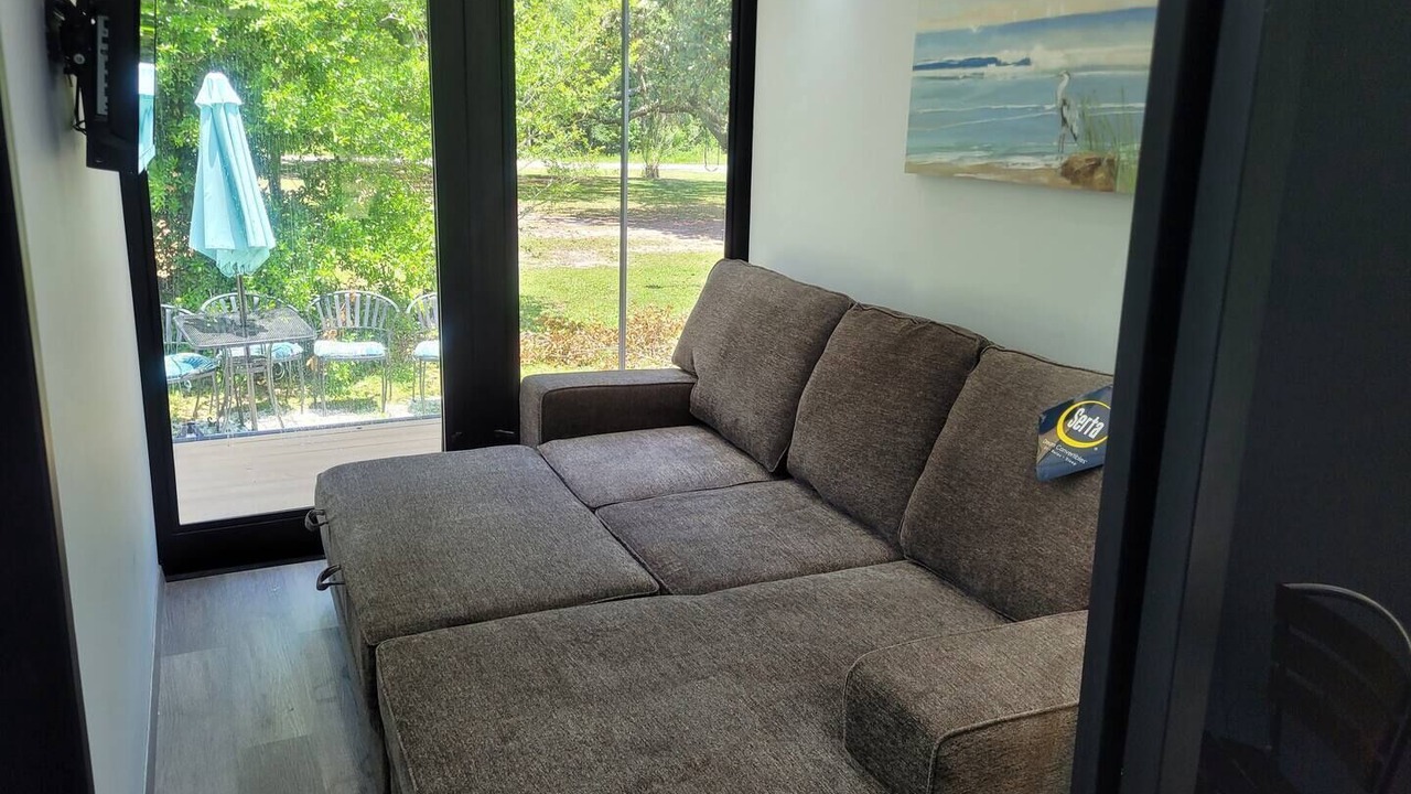 Photo of Livingroom in Lillian