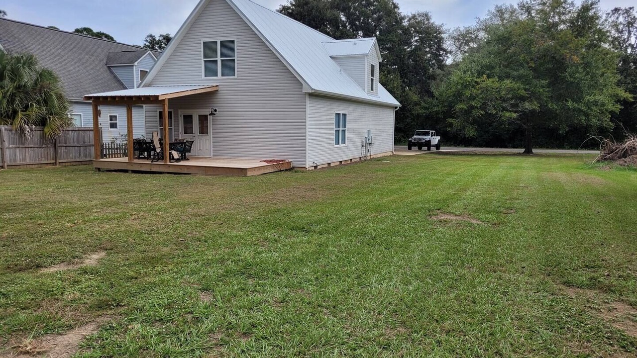 Photo of Outdoor in Lillian