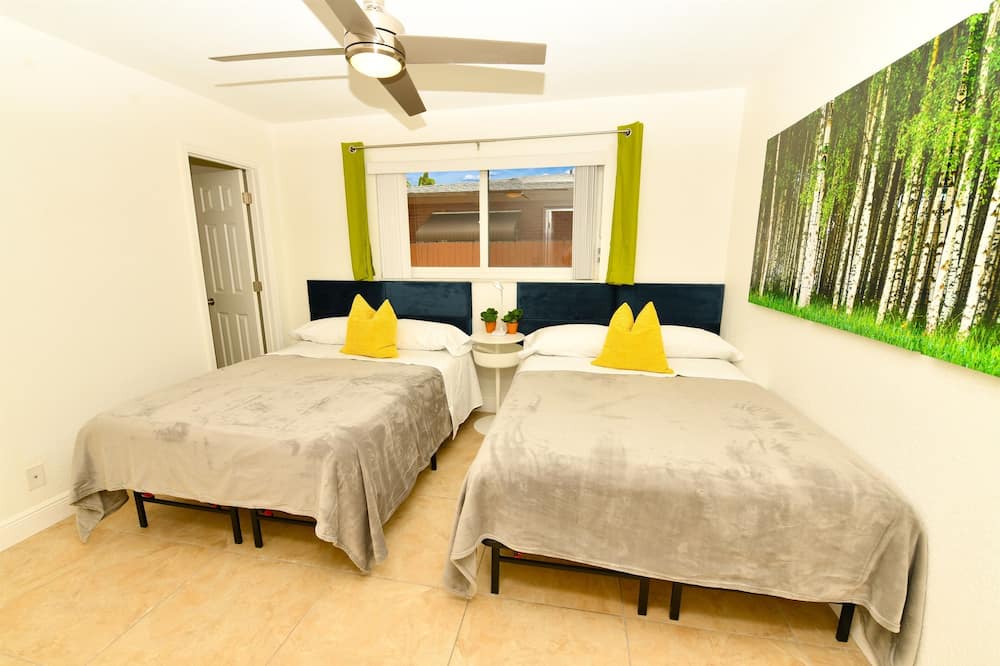 Photo of Bedroom in Imperial Point