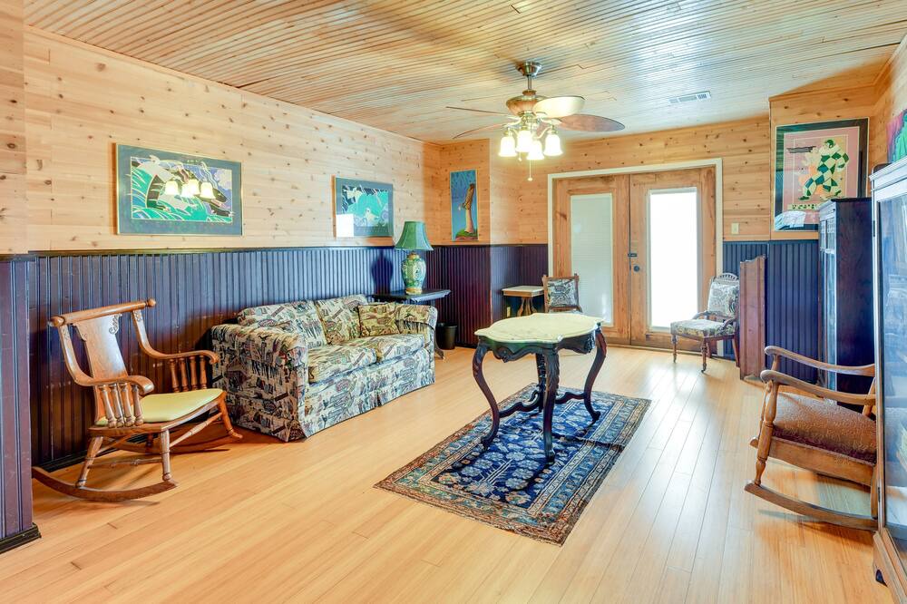 Photo of Livingroom in Slidell