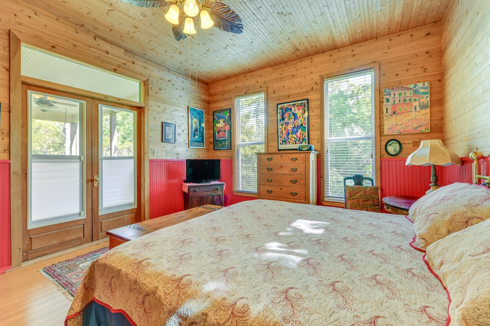 Photo of Bedroom in Slidell
