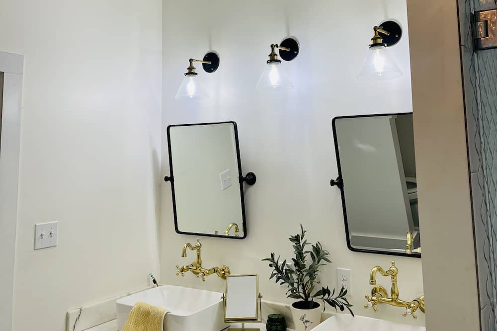 Photo of Bathroom in Milton