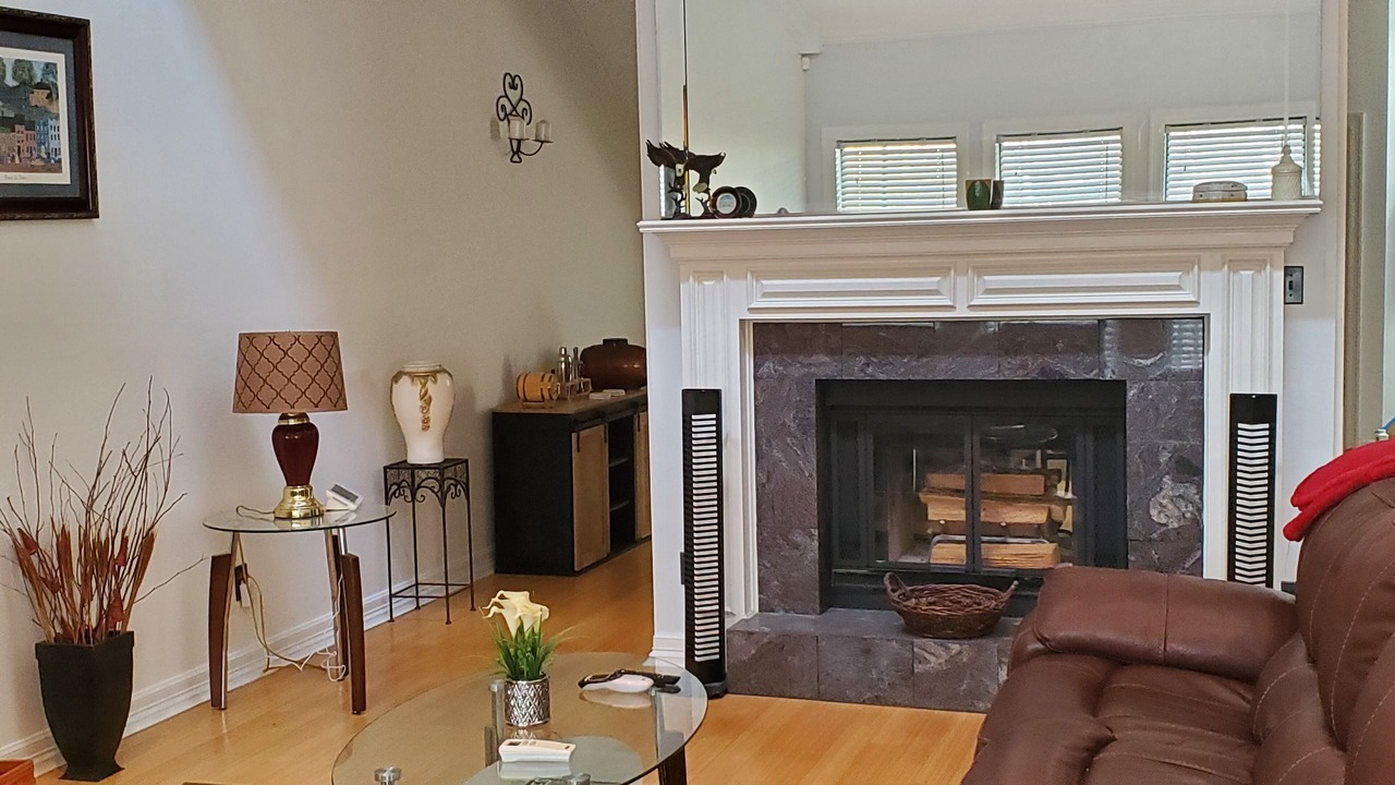 Photo of Livingroom in Broadmoor