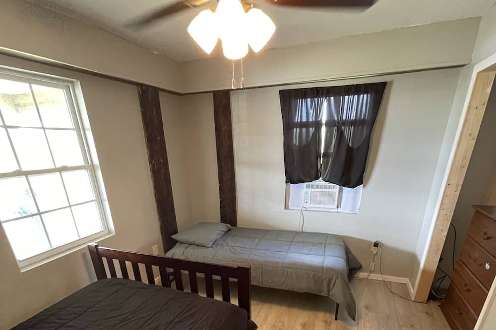 Photo of Bedroom in Buras-Triumph