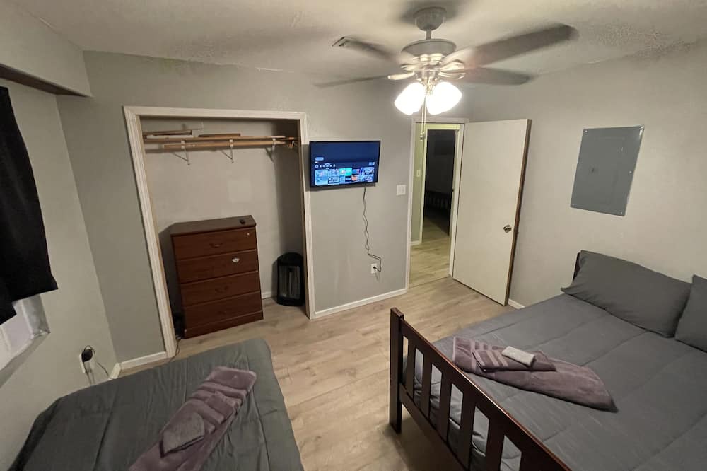 Photo of Bedroom in Buras-Triumph