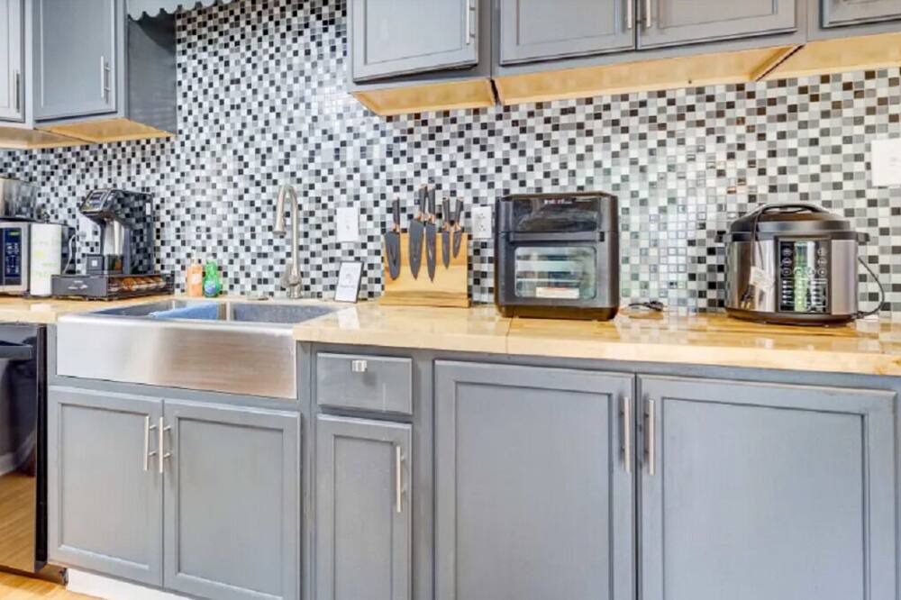 Photo of Kitchen in Theodore