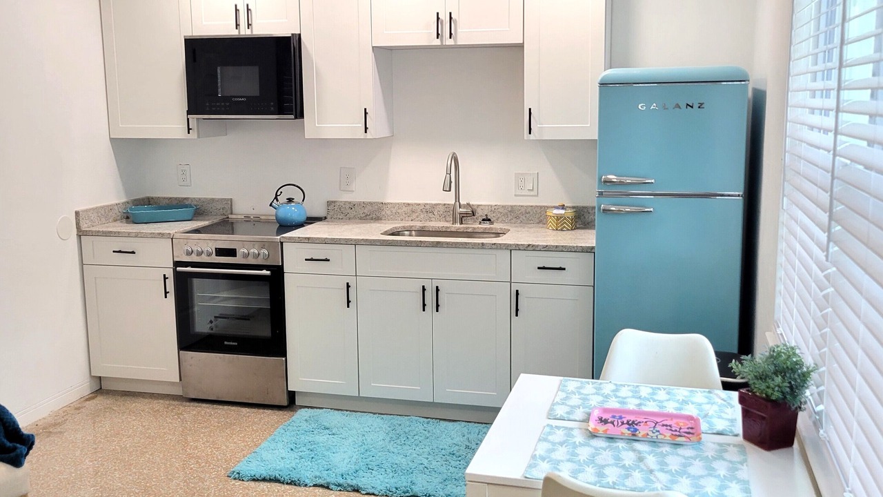 Photo of Kitchen in South Pinellas Community Council