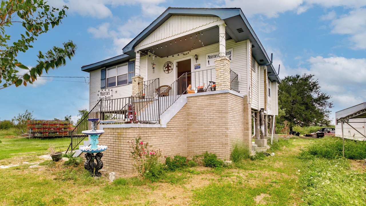 Photo of Outdoor in Delacroix