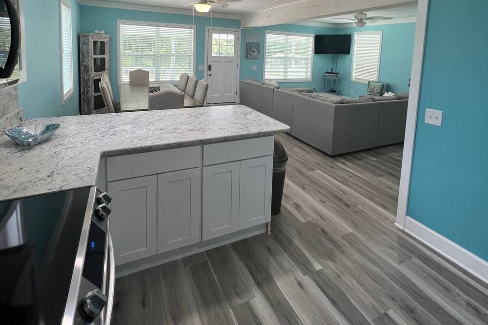 Photo of Kitchen in Lillian