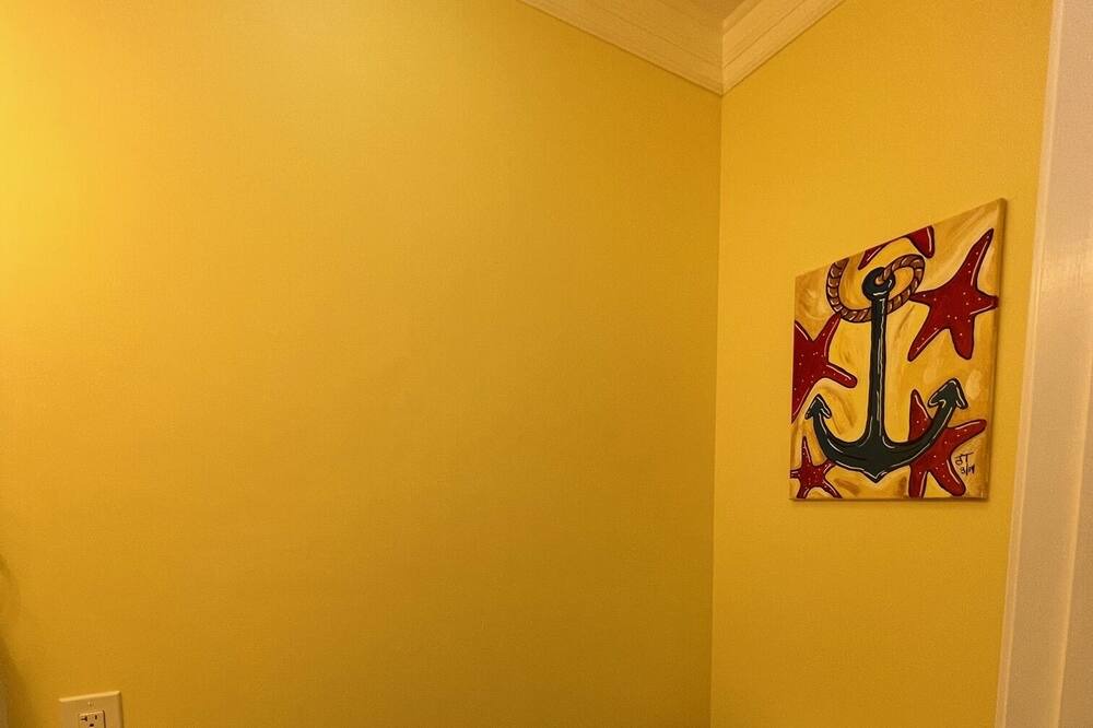Photo of Bathroom in Lillian