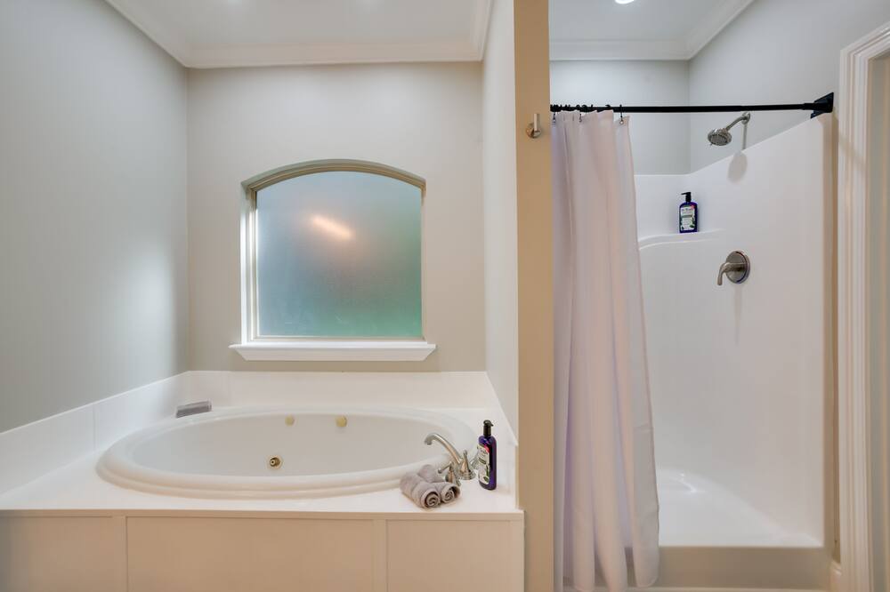 Photo of Bathroom in Robert