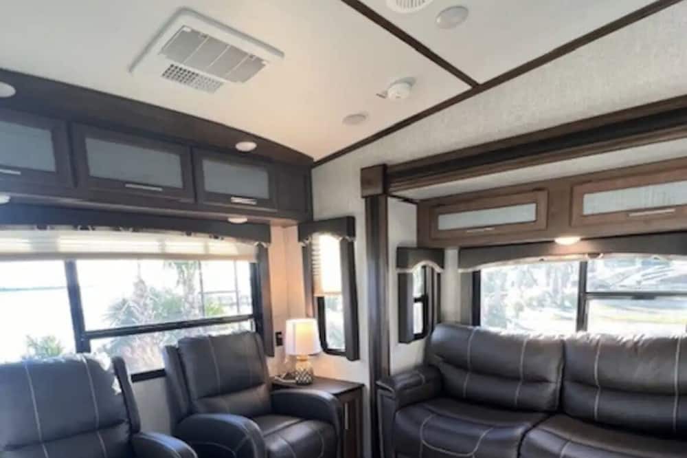 Photo of Livingroom in Ochlockonee Bay