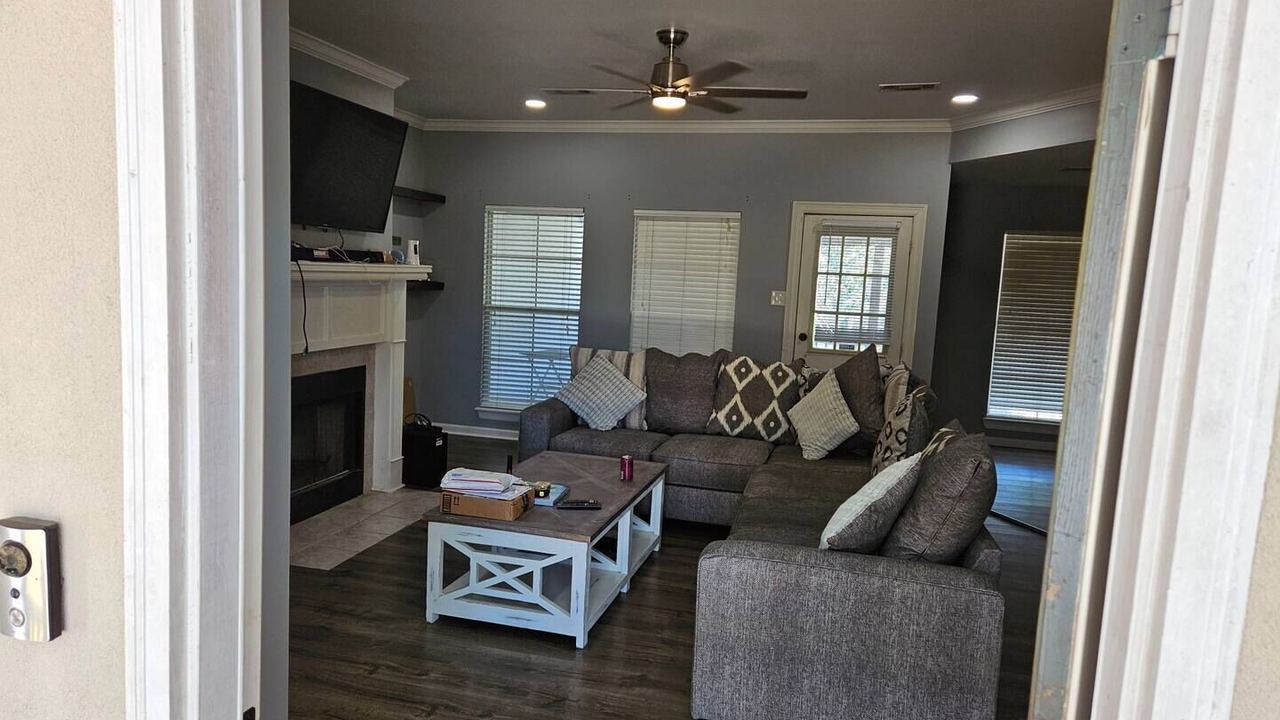 Photo of Livingroom in South Baton Rouge