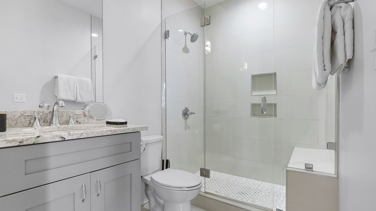 Photo of Bathroom in Central Business District