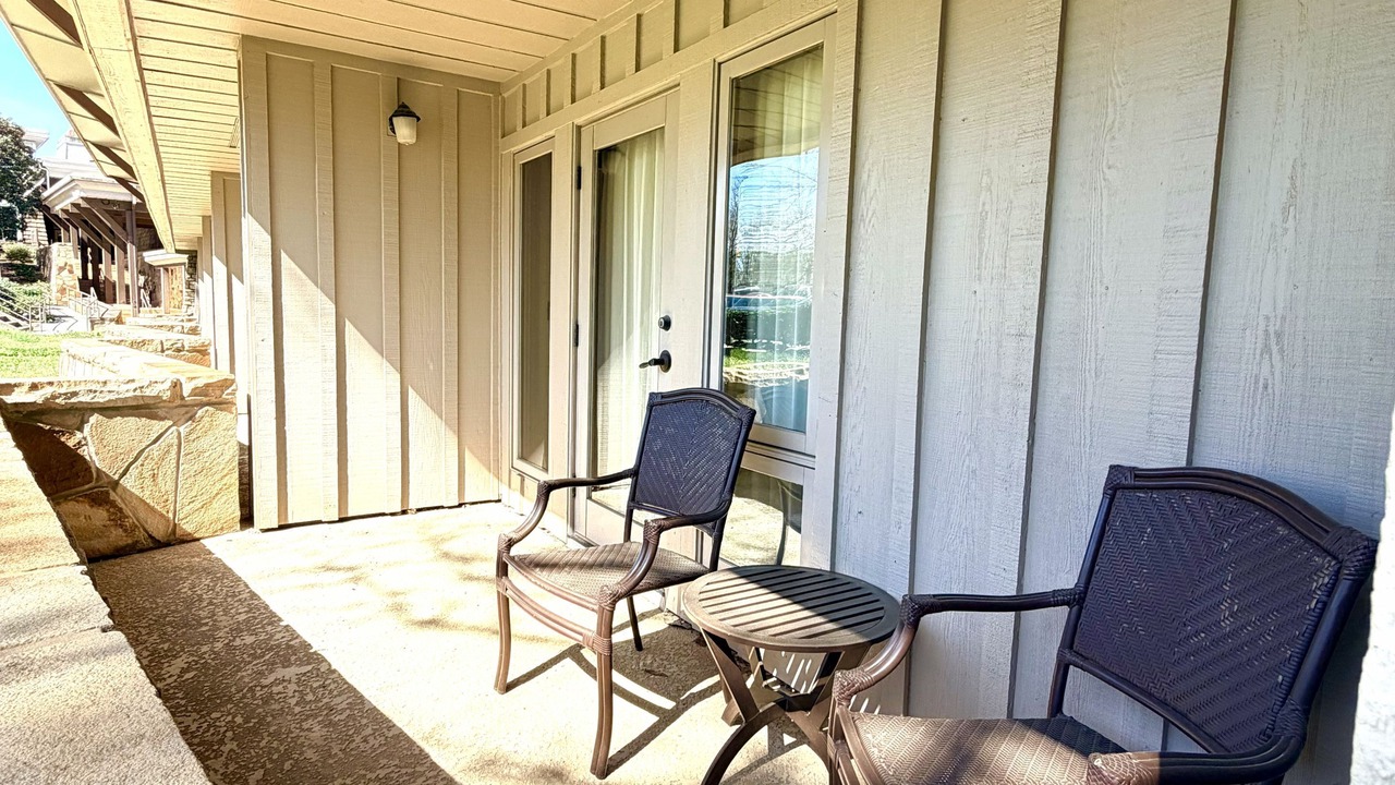 Photo of Patio Balcony in Guntersville