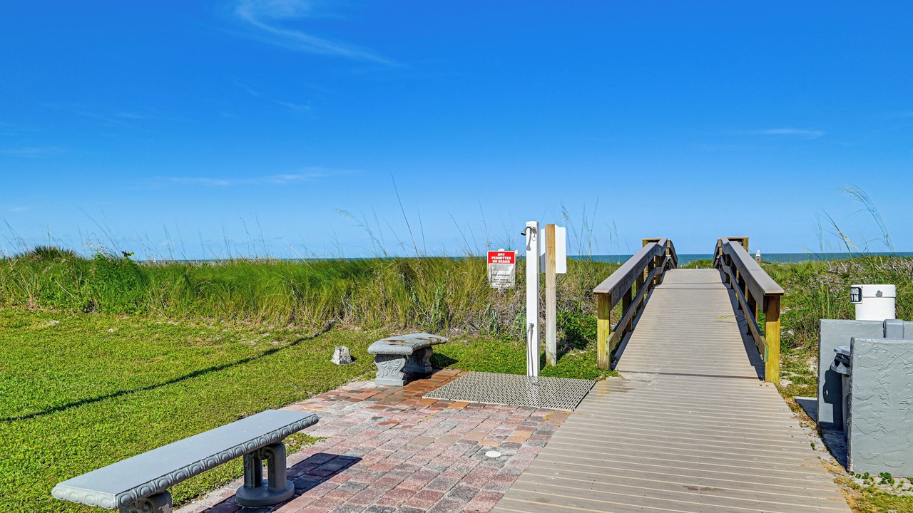 Photo of Others in Cocoa Isles