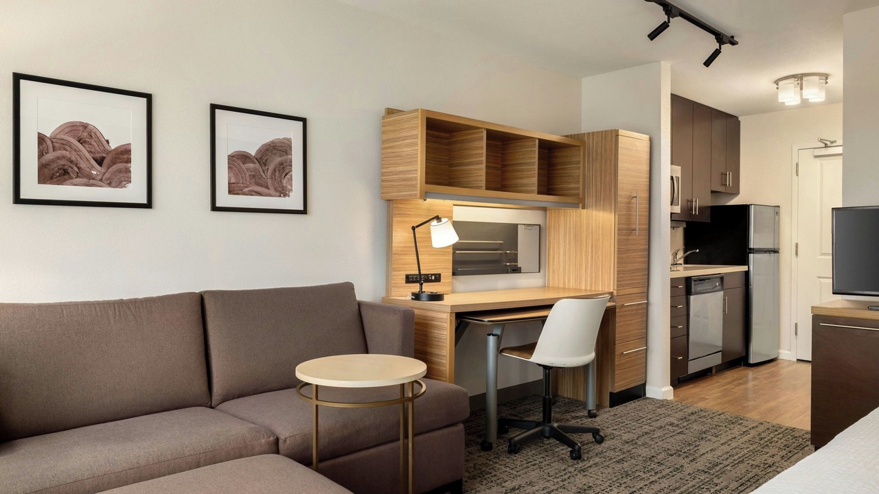 Photo of Bedroom in Alexandria