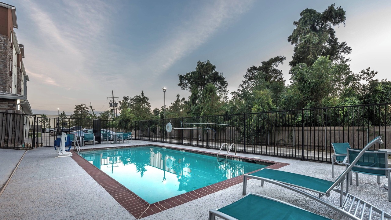 Photo of Outdoor in Harvey